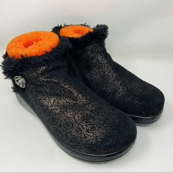 ALEGRIA black florets ankle boot, style#Mer-553. with faux fur. - Picture 4 of 9